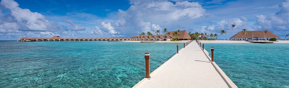 Five star resort Cinnamon Velifushi